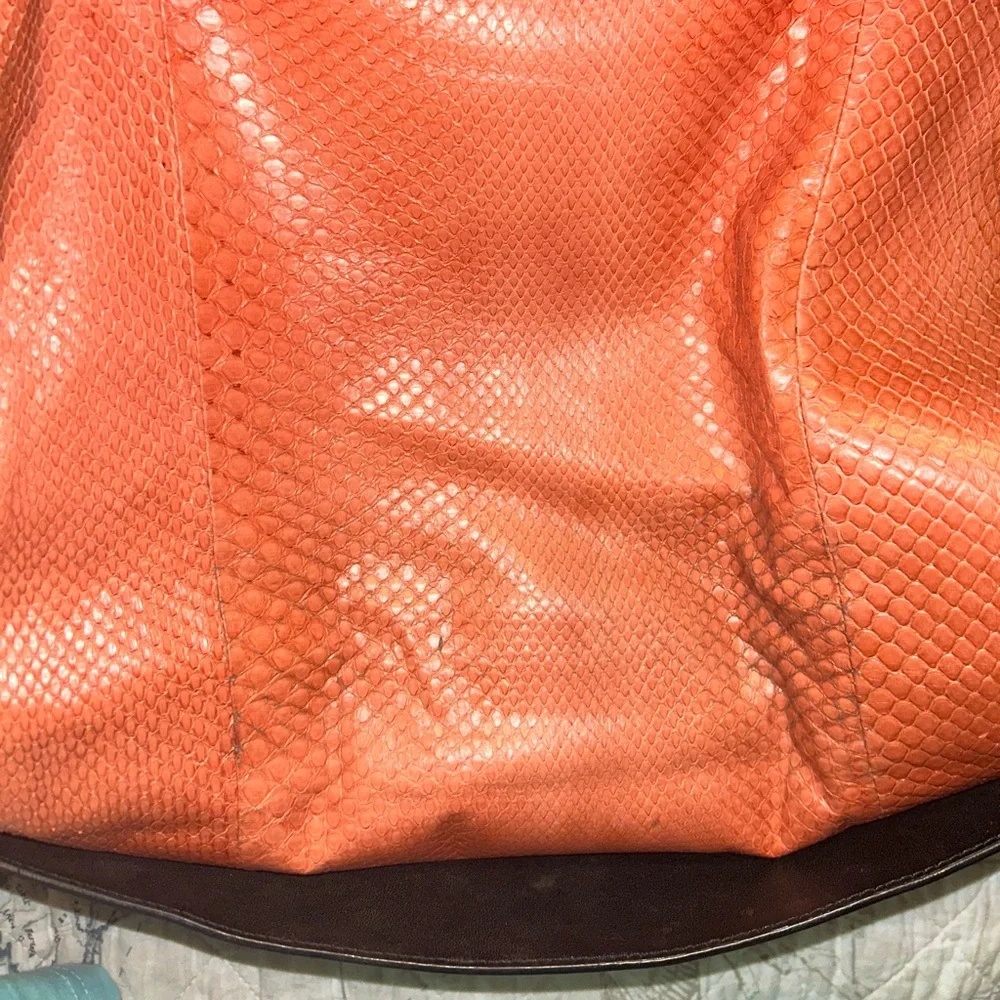 Chloé Black and Coral Pink Leather Tote